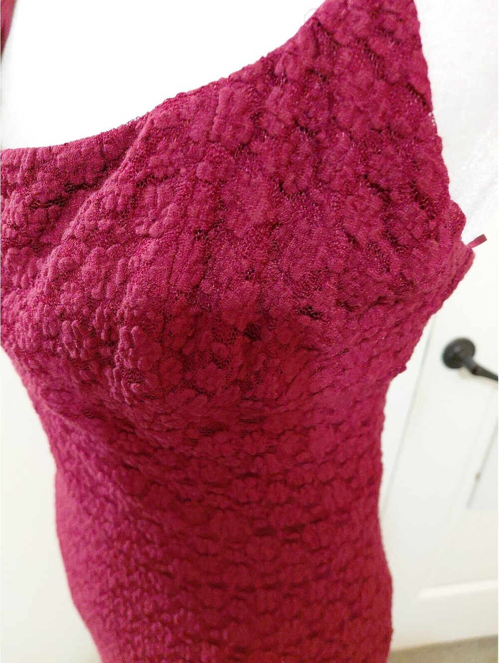 NWT Sexy BARDOT Louisa Mesh Midi Dress in Burgundy Size 10 #187 - Picture 10 of 12